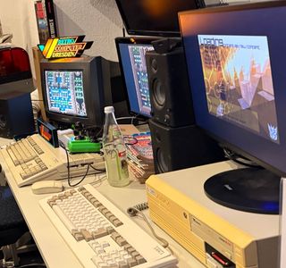 Amiga 4000 und Amiga 1200 Computer